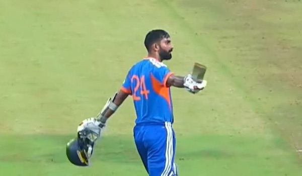 ലോകകപ്പ് സന്നാഹമത്സരത്തിൽ  അമേരിക്കയെ വീഴ്ത്തി ഇന്ത്യ; ഇന്ത്യക്കുമുന്നിൽ പൊരുതിവീണ് അമേരിക്ക