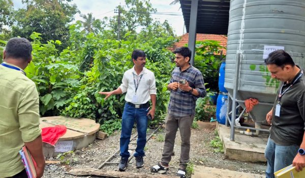 ബത്തേരിയില്‍ ആരോഗ്യവകുപ്പിന്റെ മിന്നല്‍ പരിശോധന; നാല് സ്ഥാപനങ്ങള്‍ക്ക് നോട്ടീസ് നല്‍കി